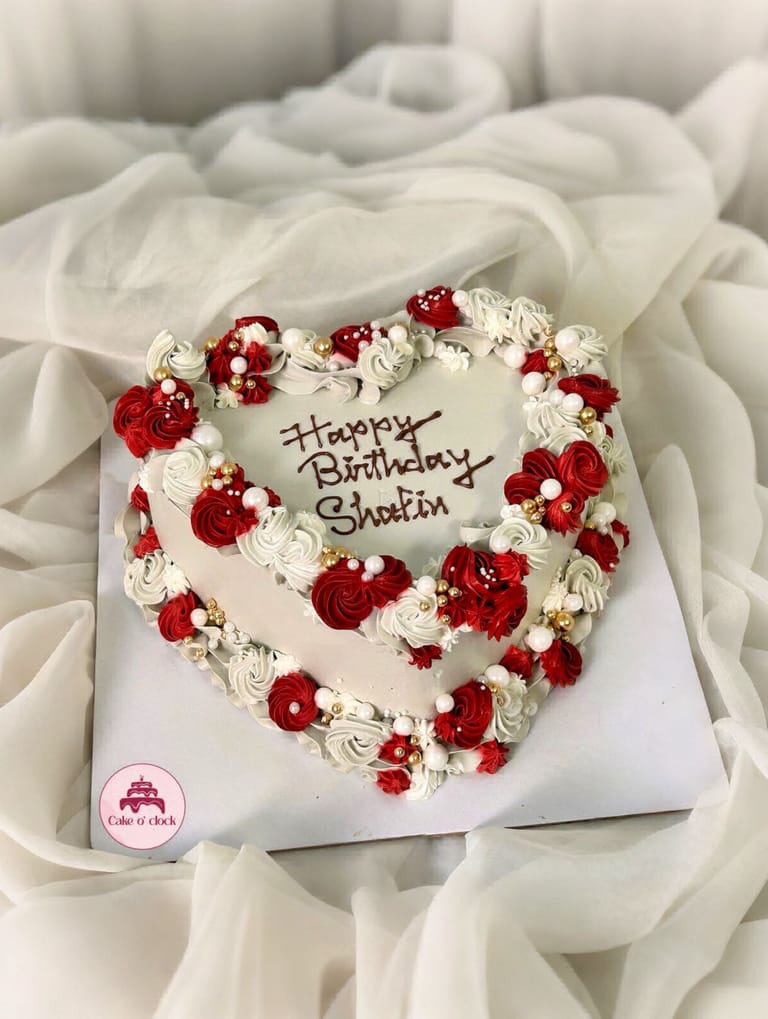 Heart Shaped Cake - Image 2