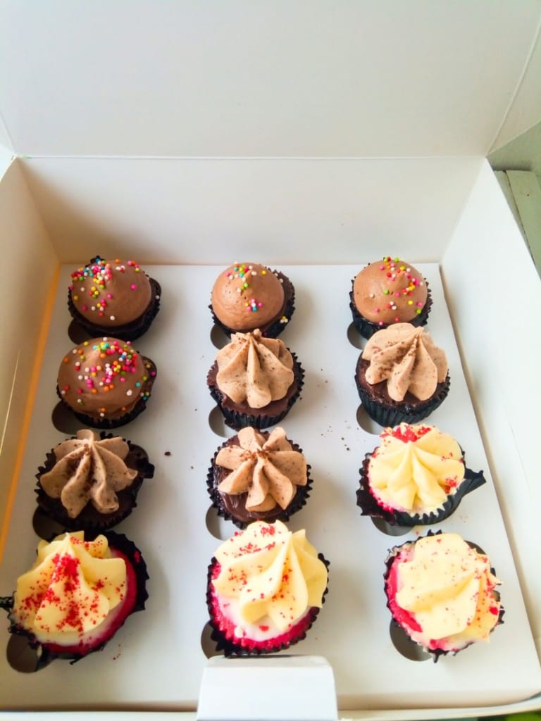 Mini Cupcakes - Image 2