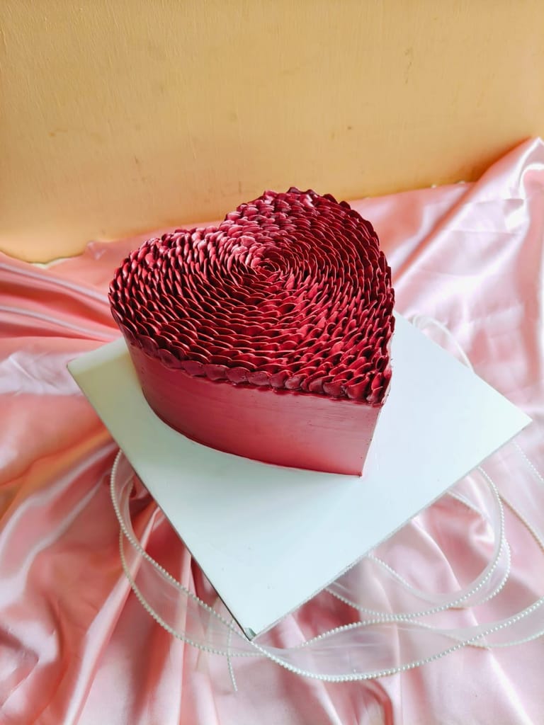 Heart Cake - Image 2