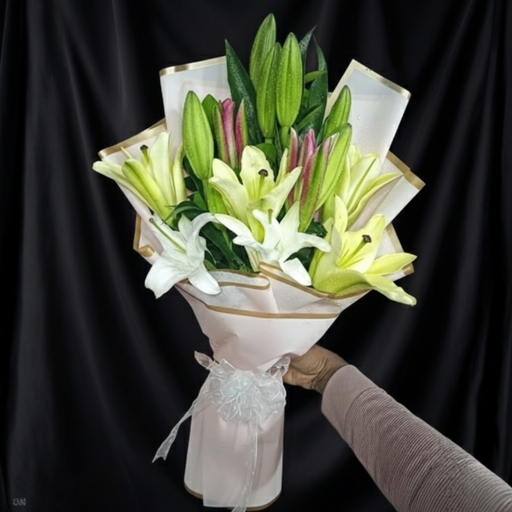Premium Mixed Lily Handy Bouquet