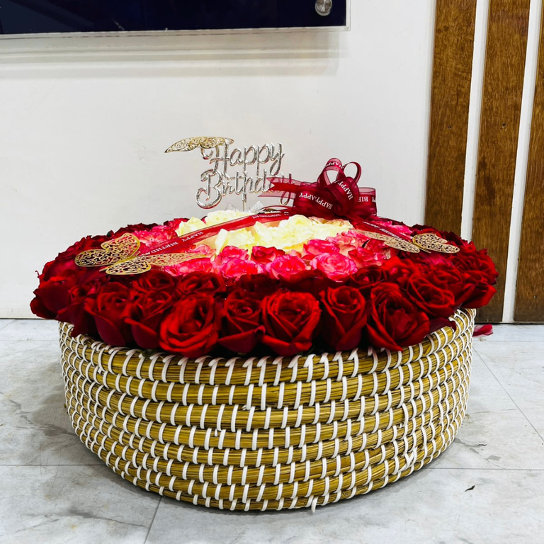 Premium Mixed Color Rose Round Basket - Image 3