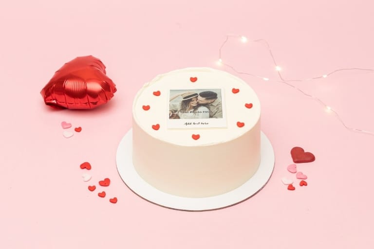 Polaroid Valentines Cake - Image 1