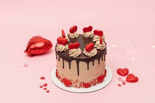 Valentine Drip Chocolate Cake