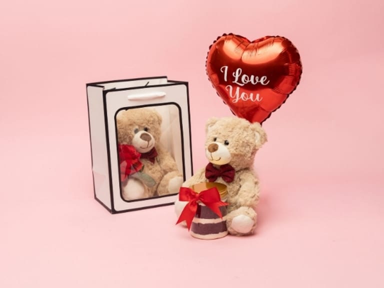 Valentines Teddy Bear Set - Image 1