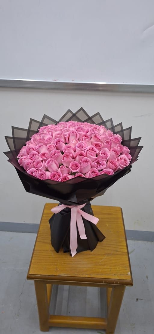 Pink  Roses Elegance 