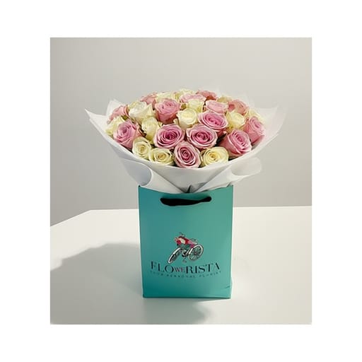 Flowerista Mix Rose Boquet