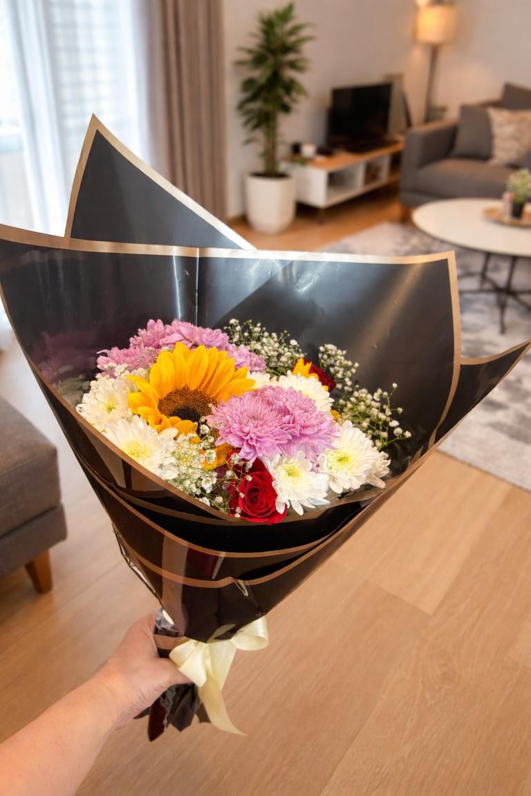 Assorted flower Bouquet - Image 1