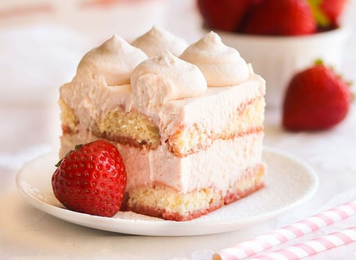 Strawberry Tiramisu Cake