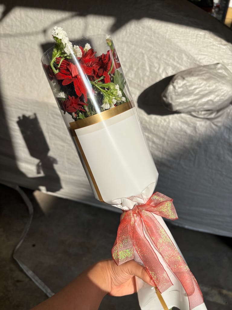 Single Flower Bouquet - Image 2