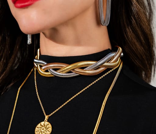 Della Three-Tone Bold Choker