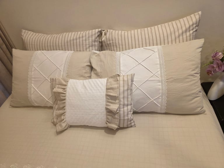 Beige In Touch - Image 2