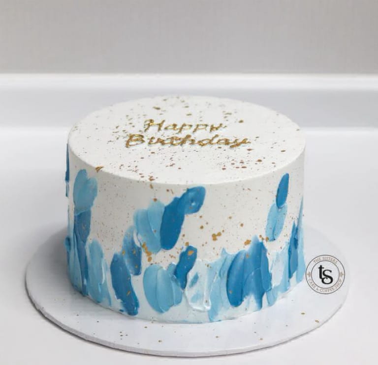 Blue Touch Cake 