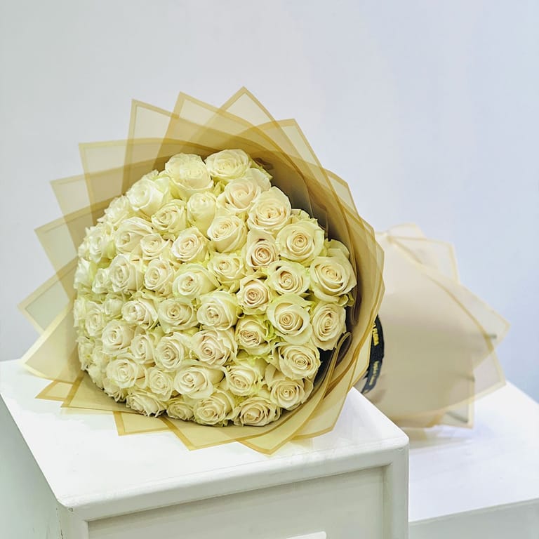 Love Aura Bouquet - Image 1
