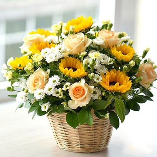MIXED BASKET WITH SUNFLOWER