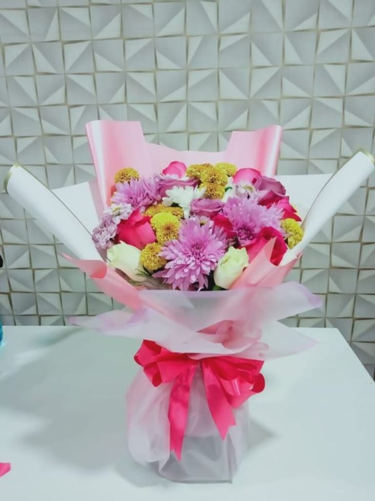 MIXED FLOWERS PINKISH - Image 1