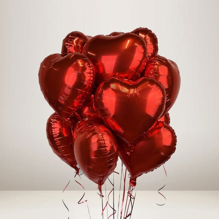 Red Heart 12 Helium Balloons - Image 1