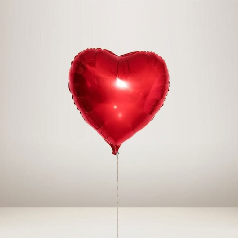 Heart Single Foil Helium Balloon - Image 1