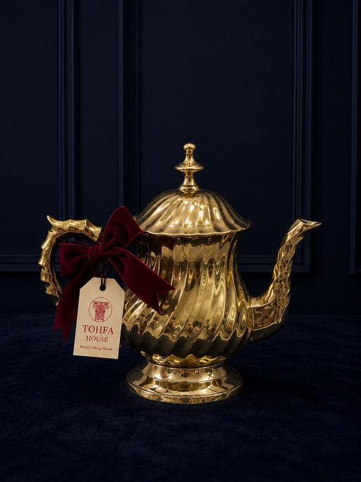     Imperial Copper Teapot