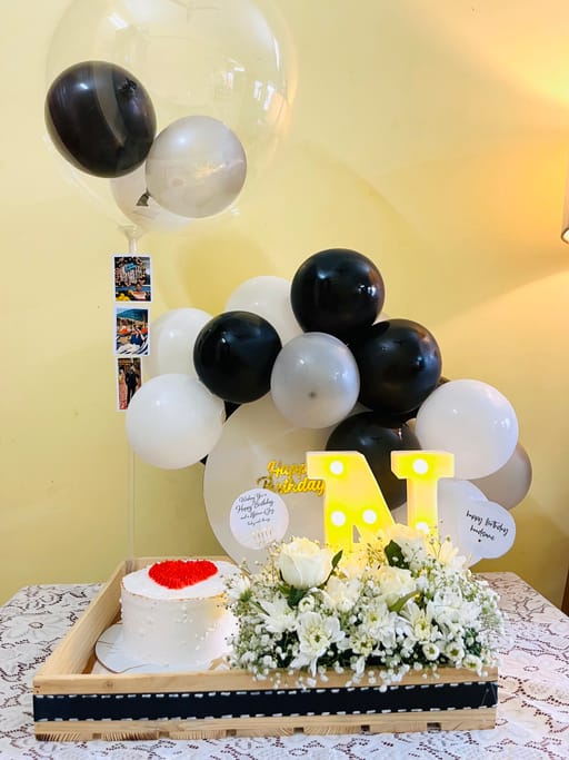 Premium Balloon Hamper