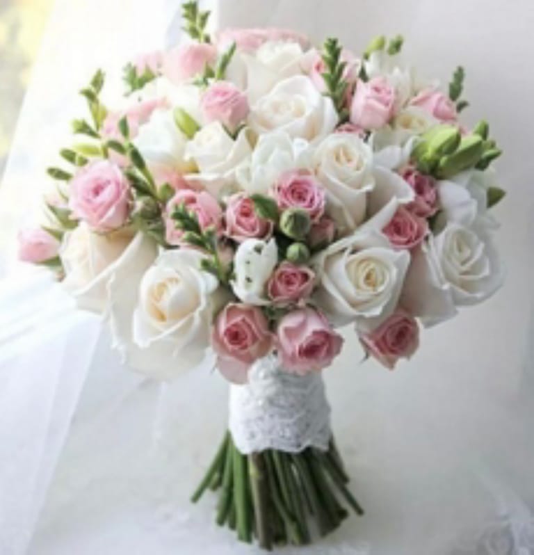Buque De Noiva Rosas III