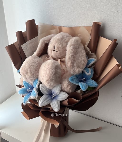 Bunny Plushie Lily Bouquet ( Blue ver.)