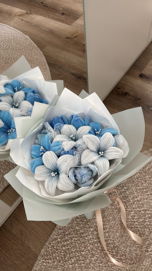 Eternal Blue Bouquet ( small ver.)
