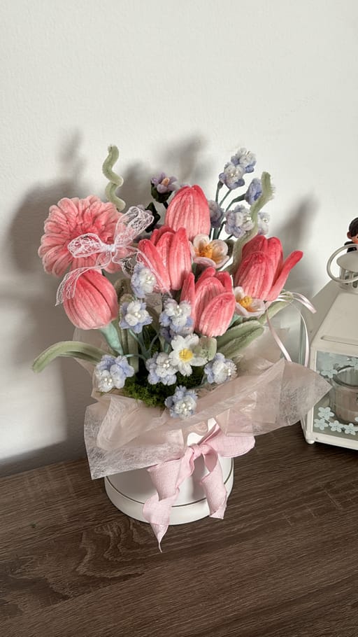 Whimsical Floral Arrangement 🫧