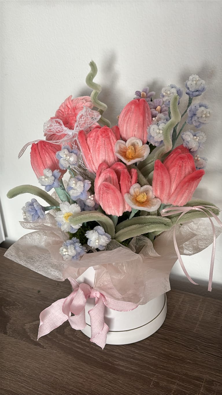 Whimsical Floral Arrangement 🫧 - Image 3