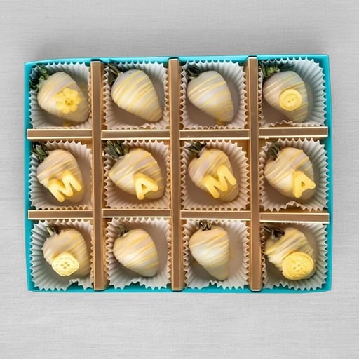 12pcs Customisable Strawberry box
