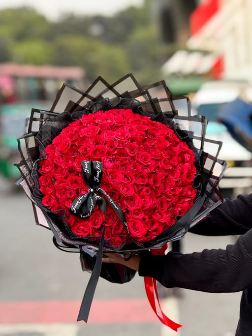 Premium Fresh 200 Rose Bouquet 