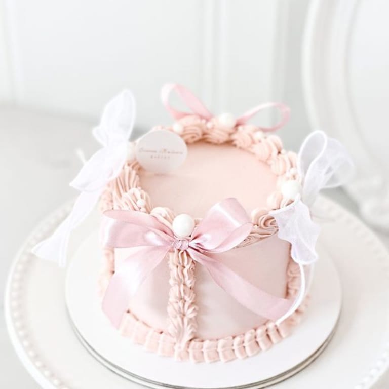 Vintage Ballerina Ribbon Cake - Image 1