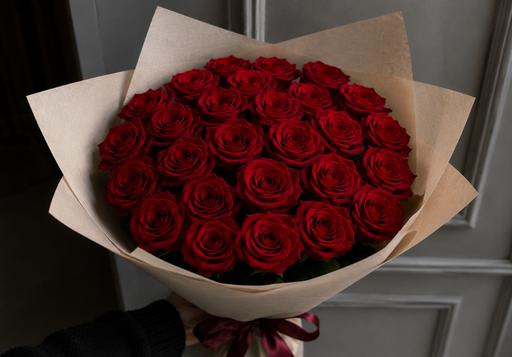 Paris Rouge Devotion - 25 Roses