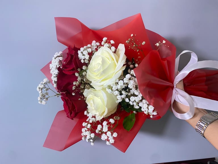 Title Options The Crimson & Pearl Romance Bouquet - Image 2