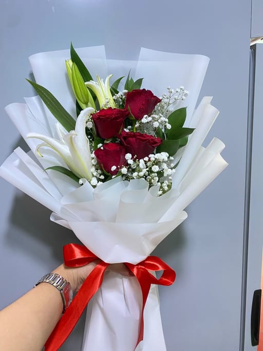 The Velvet Scarlet & White Lily Bouquet
