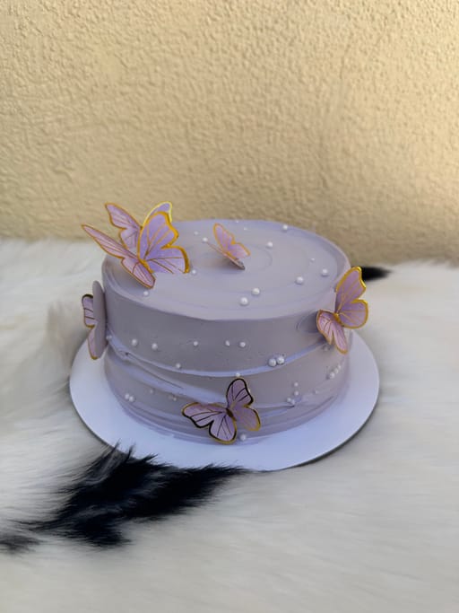  Half Kg Butterfly Cake 