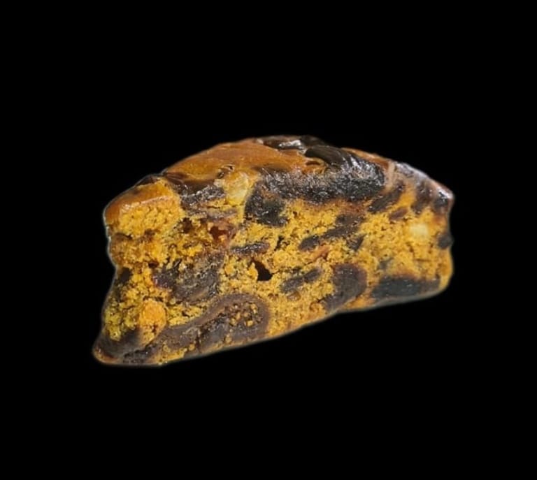 Signature Traditional Fruitcake - Image 3