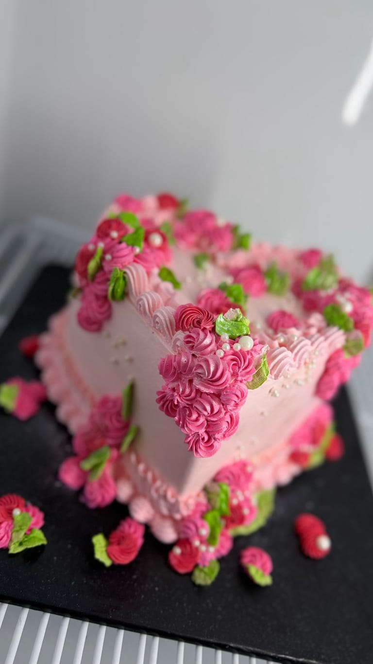 Heart Cake - Image 2