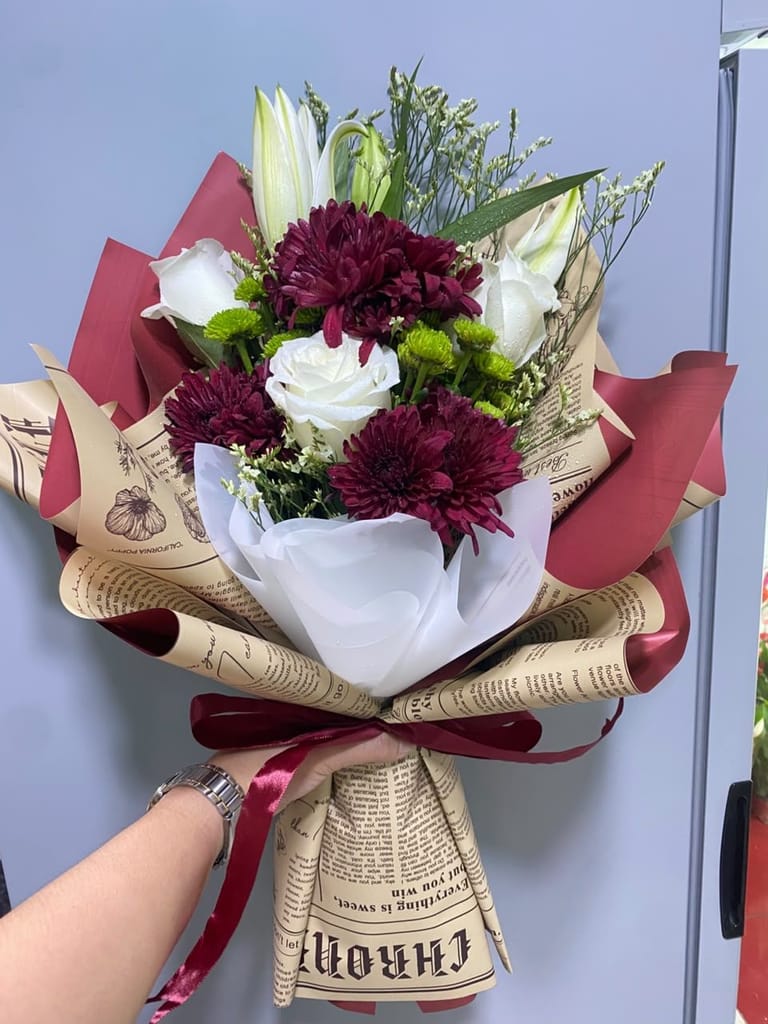 Red Rose & White Lily Premium Bouquet - Image 1