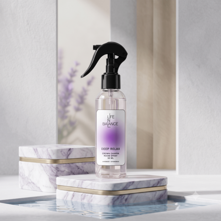 Deep relax | Lavender & Chamomile — Crown Chakra Pillow Spray - Image 1