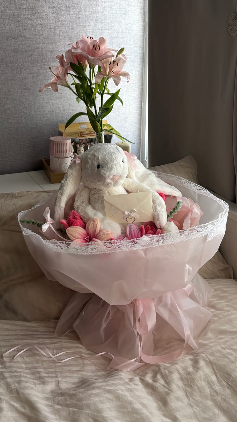 Lace Princess with Jelly Cat - Image 2