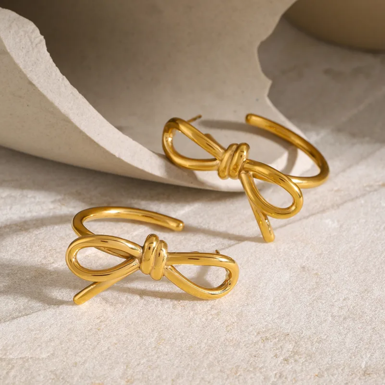 Philia Bow Earrings - Image 3