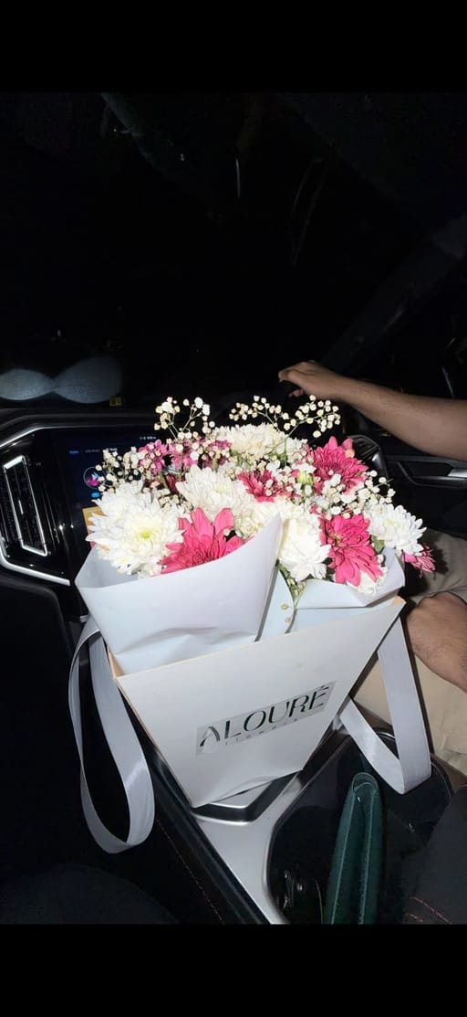 Daisy & Baby's Breath Box