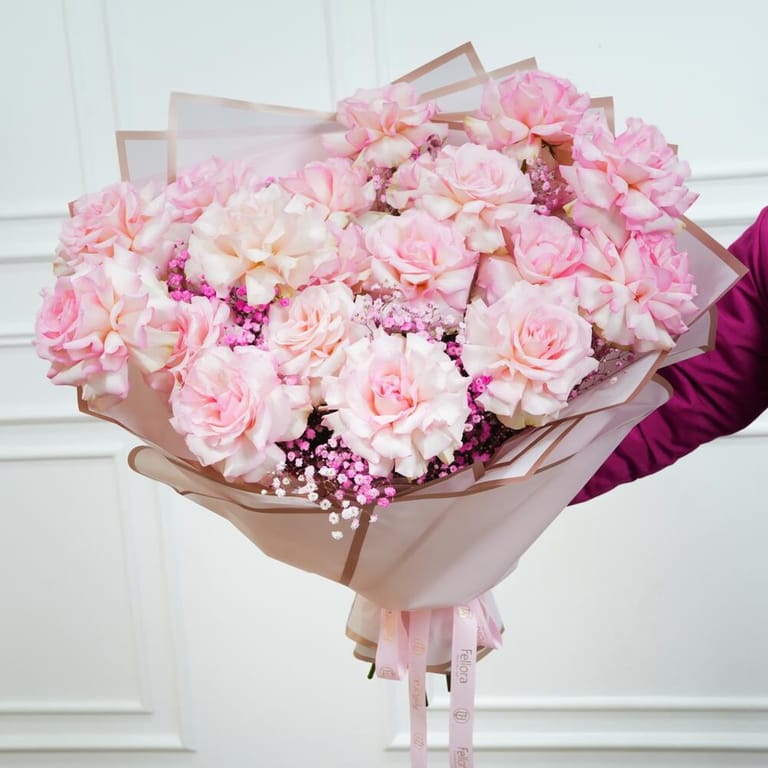 21 Pink French Roses Bouquet-A23 - Image 5