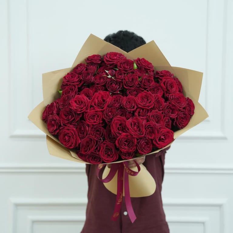 21 Red Spray Rose Bouquet-A45 - Image 5