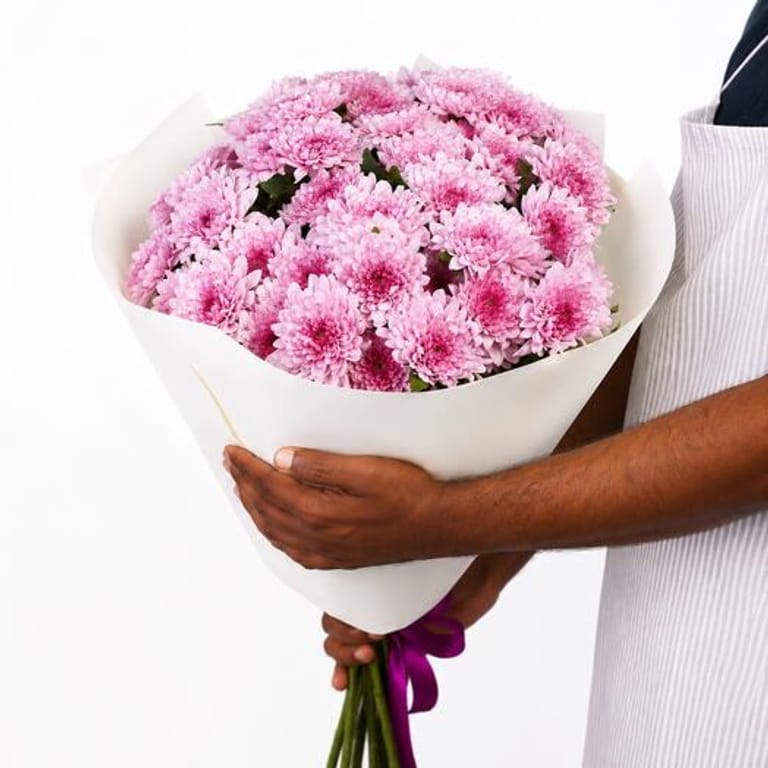 11 Pink Chrysanthemum Bouquet-A96 - Image 1