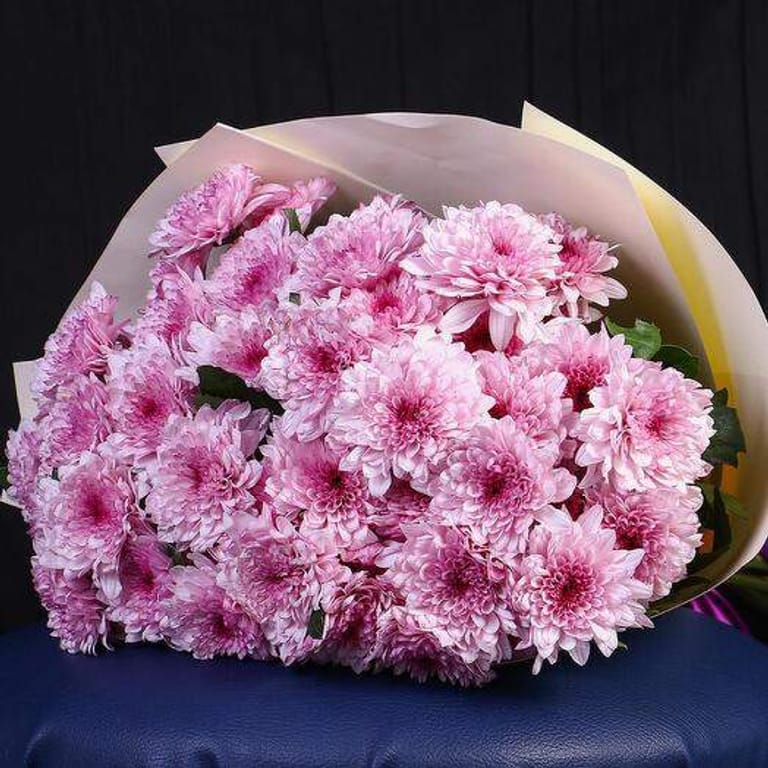 11 Pink Chrysanthemum Bouquet-A96 - Image 2