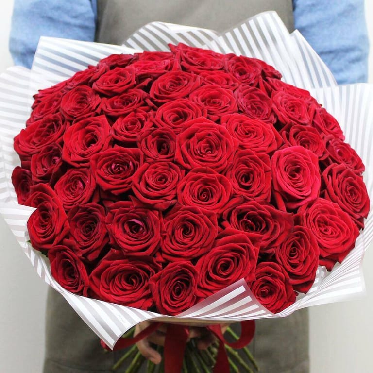 51 Luxurious Red Rose Bouquet-A116 - Image 2
