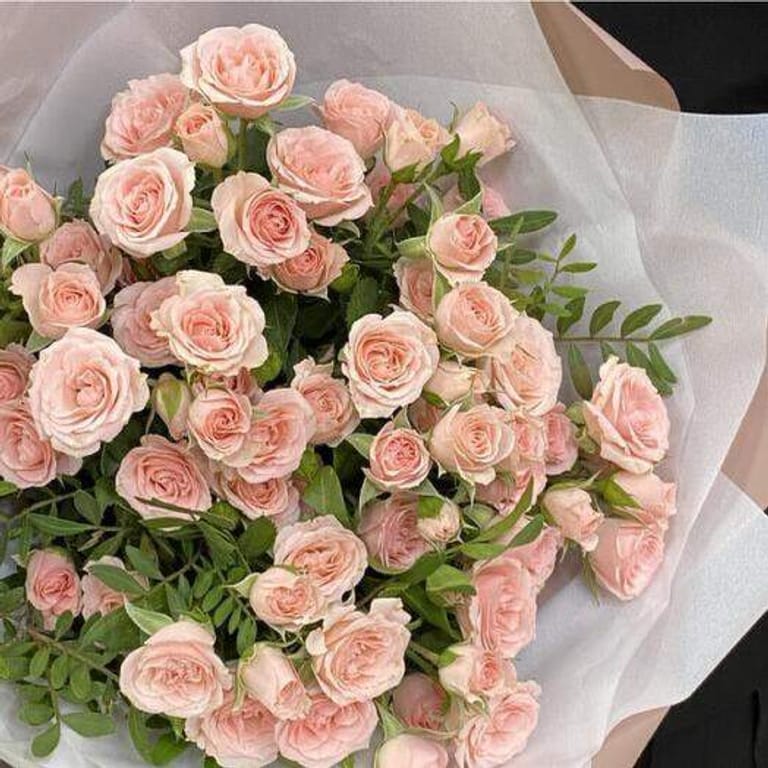 11 Sweet Sara Spray Rose Bouquet-A187 - Image 4