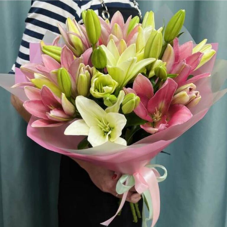 9 Pink White Lily Bouquet-A184 - Image 5