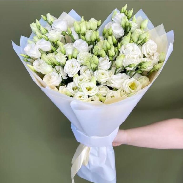25 White Lisianthus Mono Bouquet-A317 - Image 3
